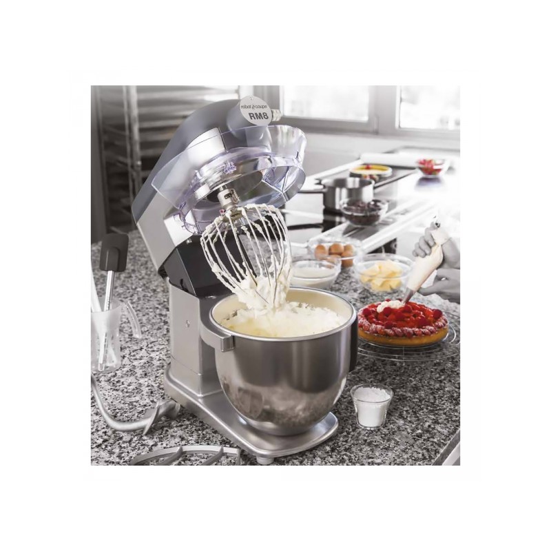BATTEUR MELANGEUR RM8 avec prise accessoire