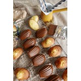 PLAQUE À MADELEINES ANTI-ADHÉRENTE